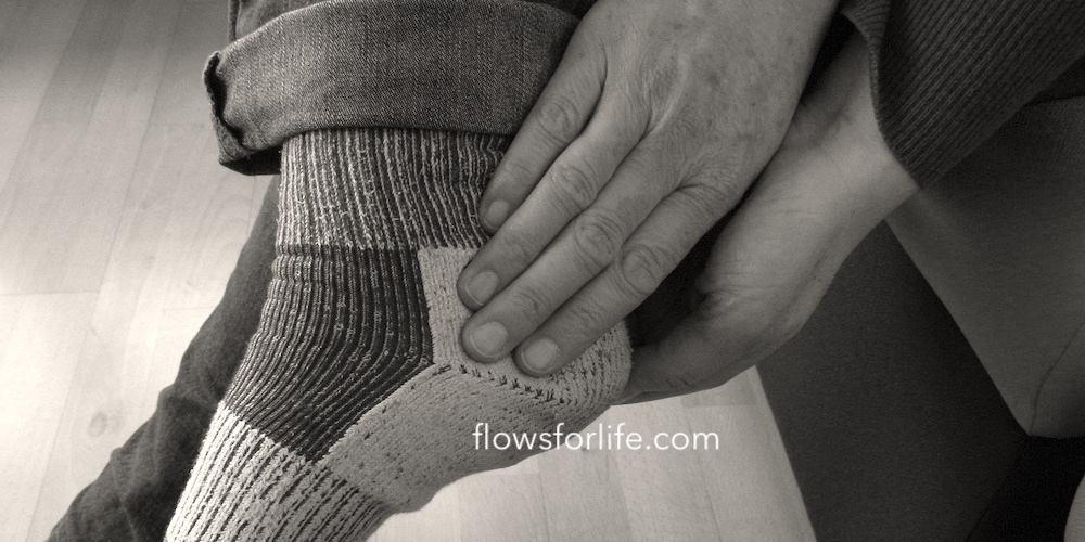 Flows For Life Natural Pain Relief Using the Hands with Jin Shin Jyutsu